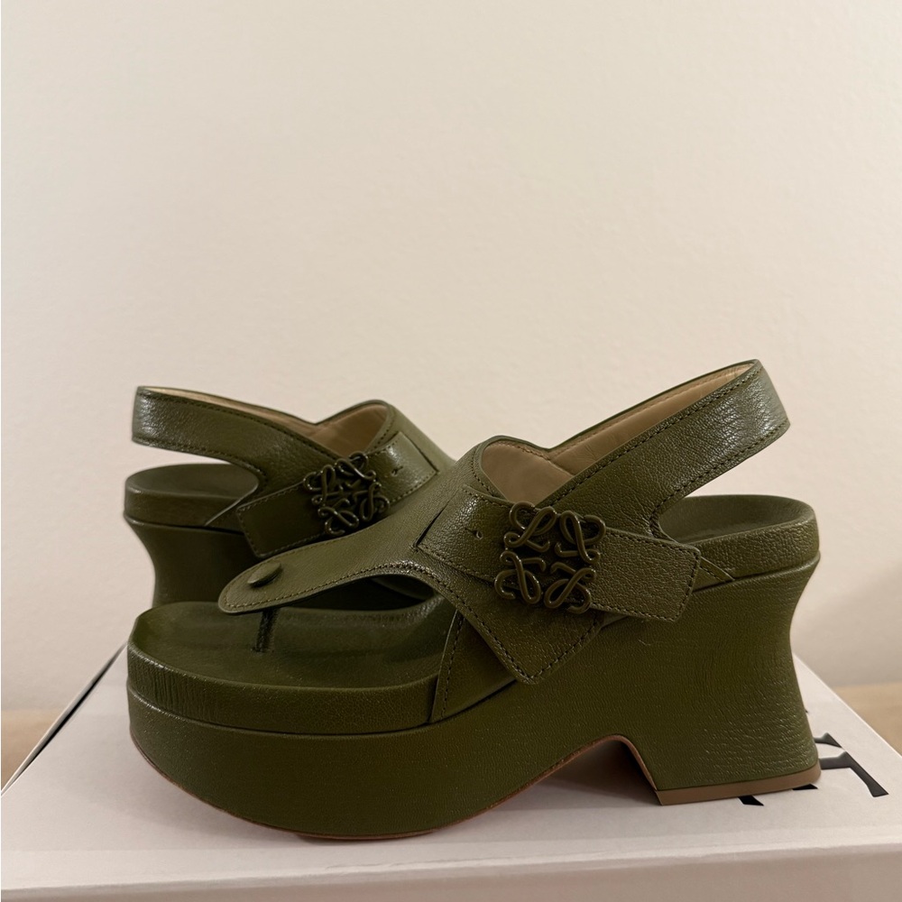 Loewe Anagram Ease Sandal sz 39